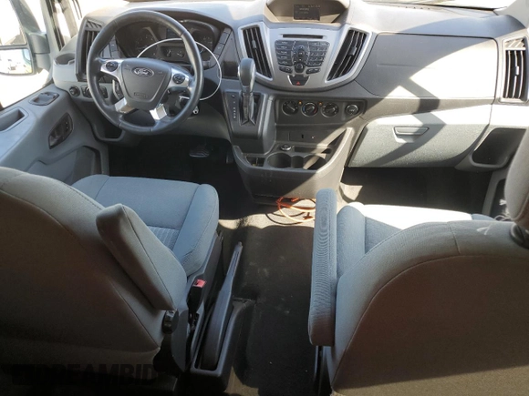 2016 Ford Transit XL z VIN 1FBZX2ZM6GKA37092, wystawiony jako Copart lot #51863255 z przebiegiem 207 356 mil mil oraz Czysty tytuł • Clean title. Historia ofert i sprzedaży dostępna na DreamBid. Obrazek 8.