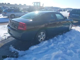 2006 Dodge Charger with VIN 2B3KA43G66H144082, listed as a IAAI auction lot 41221491 with 181,797 mi miles. Bid and sale history available at carsss.com. Image 4.