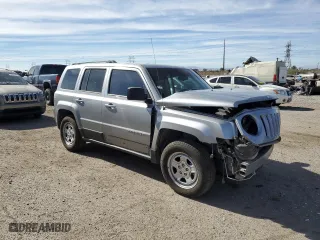 2015 Jeep Patriot Sport with VIN 1C4NJPBB5FD107167, listed as a Copart auction lot 43131255 with 121,069 mi miles and Salvage Title. Bid and sale history available at carsss.com. Image 4.