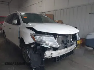 2014 Nissan Pathfinder Platinum with VIN 5N1AR2MM4EC603120, listed as a IAAI auction lot 41295992 with 130,117 mi miles and . Bid and sale history available at DreamBid. Image 1.