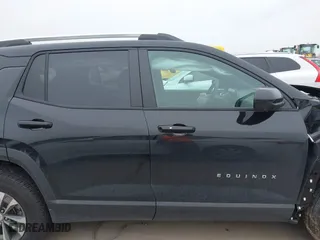 2025 Chevrolet Equinox FWD LT with VIN 3GNAXHEG7SL123425, listed as a IAAI auction lot 41642089 with 8,469 mi miles. Bid and sale history available at carsss.com. Image 14.