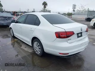 2016 Volkswagen Jetta Sedan 1.4T S w/Technology with VIN 3VW267AJ6GM237619, listed as a IAAI auction lot 41878297 with 124,887 mi miles. Bid and sale history available at carsss.com. Image 3.