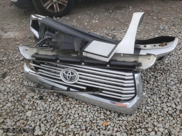 2016 Toyota Tundra 4WD Truck LTD with VIN 5TFHW5F12GX504887, listed as a Copart auction lot 44178715 with 207,197 mi miles and Salvage Title. Bid and sale history available at carsss.com. Image 12.