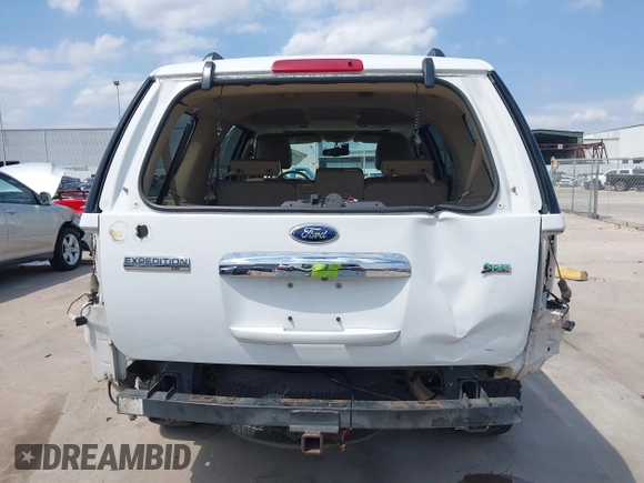 2014 Ford Expedition XLT with VIN 1FMJU1H56EEF41736, listed as a IAAI auction lot 42050840 with 150,538 mi miles and . Bid and sale history available at DreamBid. Image 17.