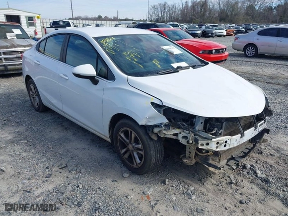2017 Chevrolet Cruze LT with VIN 1G1BE5SM2H7189317, listed as a IAAI auction lot 41608509 with 197,718 mi miles. Bid and sale history available at carsss.com. Image 1.