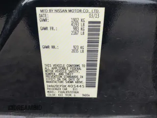 2013 Nissan LEAF SL z VIN 1N4AZ0CP5DC405445, wystawiony jako IAAI lot #42476859 z przebiegiem 80 069 mil mil oraz . Historia ofert i sprzedaży dostępna na DreamBid. Obrazek 9.