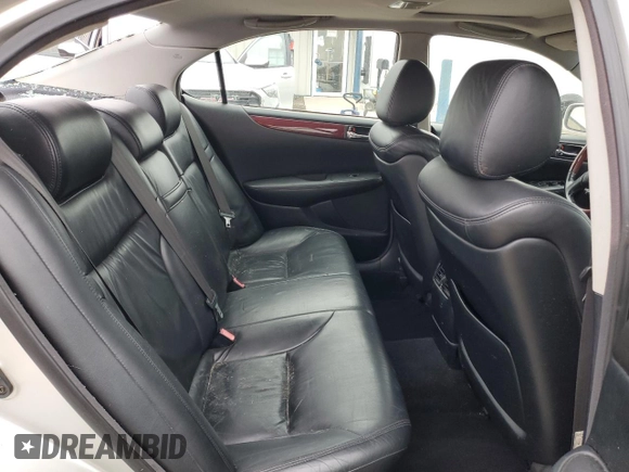 2002 Lexus ES 300 with VIN JTHBF30G425012176, listed as a Copart auction lot 51215515 with 371,102 mi miles and Non Repairable. Bid and sale history available at DreamBid. Image 10.