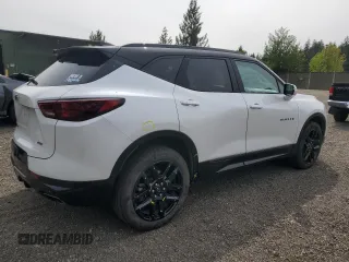 2024 Chevrolet Blazer RS z VIN 3GNKBKRSXRS139522, wystawiony jako Copart lot #56057595 z przebiegiem 29 475 mil mil oraz Szkoda całkowita • Salvage title. Historia ofert i sprzedaży dostępna na DreamBid. Obrazek 3.