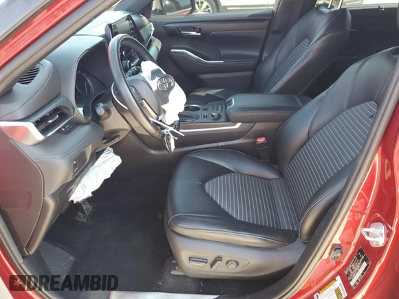 2021 Toyota Highlander XSE z VIN 5TDLZRBH6MS076478, wystawiony jako Copart lot #49897455 z przebiegiem 102 439 mil mil oraz Szkoda całkowita • Salvage title. Historia ofert i sprzedaży dostępna na DreamBid. Obrazek 7.