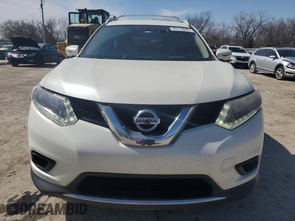 2016 Nissan Rogue SV with VIN JN8AT2MT6GW026190, listed as a Copart auction lot 49178885 with 121,076 mi miles and Salvage Title. Bid and sale history available at carsss.com. Image 5.