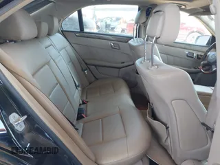 2010 Mercedes-Benz E-Class E 350 Luxury with VIN WDDHF5GB4AA034028, listed as a IAAI auction lot 42044612 with 202,113 mi miles. Bid and sale history available at carsss.com. Image 8.