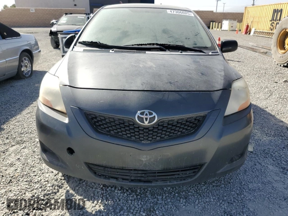 2009 Toyota Yaris with VIN JTDBT903591336734, listed as a Copart auction lot 47306025 with 160,053 mi miles and Salvage Title. Bid and sale history available at carsss.com. Image 5.