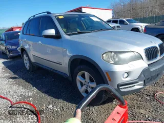2009 BMW X5 30i with VIN 5UXFE43579L260352, listed as a IAAI auction lot 41566293 with 1 mi miles. Bid and sale history available at carsss.com. Image 1.