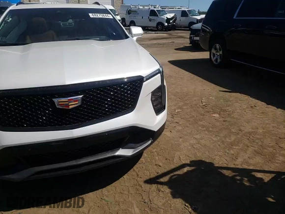 2024 Cadillac XT4 AWD Sport with VIN 1GYFZFR42RF207079, listed as a Copart auction lot 69275844 with 1,863 mi miles and Clean title. Bid and sale history available at DreamBid. Image 11.