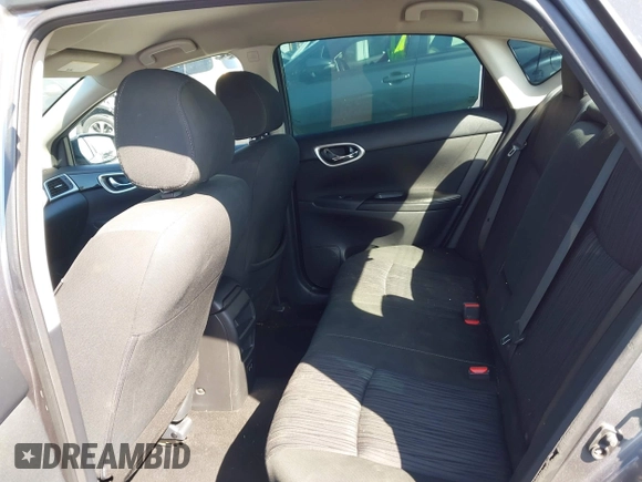 2019 Nissan Sentra SV z VIN 3N1AB7AP5KL621083, wystawiony jako IAAI lot #41838523 z przebiegiem 121 207 mil mil oraz . Historia ofert i sprzedaży dostępna na DreamBid. Obrazek 8.