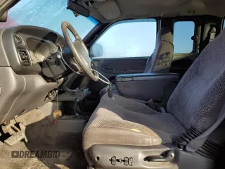 2001 Dodge Ram 2500 with VIN 3B7KF23661G205998, listed as a Copart auction lot 85729774 with 190,479 mi miles and Salvage Title. Bid and sale history available at carsss.com. Image 7.