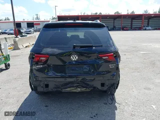 2021 Volkswagen Tiguan SE with VIN 3VV2B7AX1MM150534, listed as a IAAI auction lot 41814162 with 49,079 mi miles. Bid and sale history available at carsss.com. Image 16.