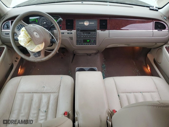 2004 Lincoln Town Car Signature with VIN 1LNHM81WX4Y606532, listed as a Copart auction lot 49666775 with 47,509 mi miles and Salvage Title. Bid and sale history available at carsss.com. Image 8.