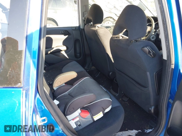 2008 Honda Fit with VIN JHMGD38488S003609, listed as a IAAI auction lot 41092137 with 209,969 mi miles and . Bid and sale history available at DreamBid. Image 8.