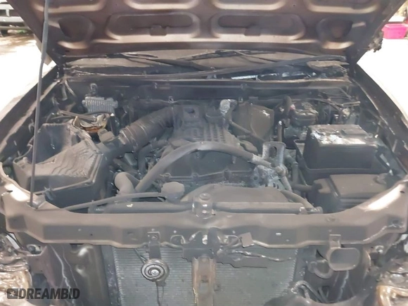 2005 Chevrolet Colorado Z85 with VIN 1GCCS148558110774, listed as a IAAI auction lot 41363070 with 0 mi miles. Bid and sale history available at carsss.com. Image 10.