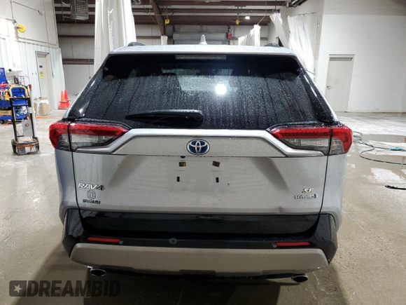 2022 Toyota RAV4 Hybrid SE with VIN JTM16RFVXND052911, listed as a Copart auction lot 62829175 with 84,035 mi miles and Salvage title. Bid and sale history available at DreamBid. Image 6.