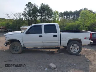 2007 Chevrolet Silverado 1500 LT3 with VIN 2GCEK13Z071170471, listed as a IAAI auction lot 42036918 with 257,478 mi miles and . Bid and sale history available at DreamBid. Image 14.
