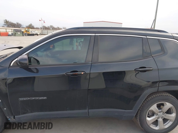 2018 Jeep Compass Altitude with VIN 3C4NJCBB5JT240751, listed as a IAAI auction lot 41674481 with 132,898 mi miles and . Bid and sale history available at DreamBid. Image 14.