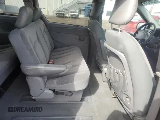2005 Dodge Caravan SE z VIN 1D4GP25RX5B376541, wystawiony jako Copart lot #55258265 z przebiegiem 128 328 mil mil oraz Szkody całkowita. Historia ofert i sprzedaży dostępna na DreamBid. Obrazek 11.
