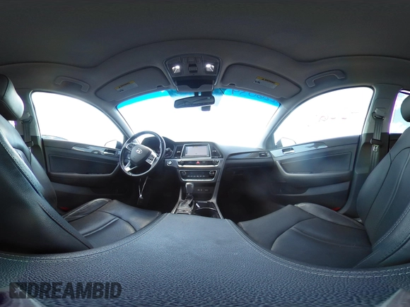 2019 Hyundai Sonata Sport z VIN 5NPE34AF1KH797081, wystawiony jako IAAI lot #42260397 z przebiegiem 72 348 mil mil oraz . Historia ofert i sprzedaży dostępna na DreamBid. Obrazek 20.
