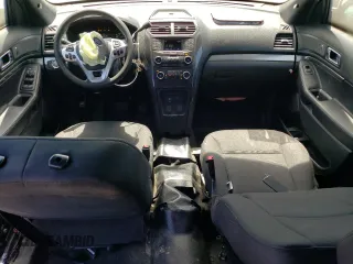 2018 Ford Police Interceptor Utility z VIN 1FM5K8AT7JGA44217, wystawiony jako Copart lot #53910515 z przebiegiem 49 310 mil mil oraz Tytuł czysty. Historia ofert i sprzedaży dostępna na DreamBid. Obrazek 8.