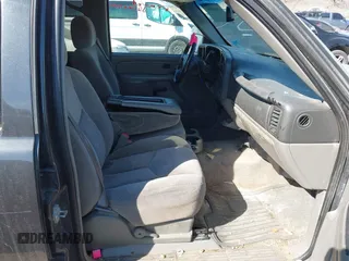 2006 Chevrolet Suburban LT with VIN 3GNEC16Z56G125032, listed as a IAAI auction lot 41836586 with 239,472 mi miles. Bid and sale history available at carsss.com. Image 5.