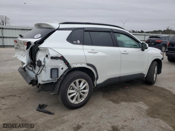 2024 Toyota Corolla Cross LE with VIN 7MUCAAAG6RV078519, listed as a Copart auction lot 44036095 with 16,306 mi miles and Salvage Title. Bid and sale history available at carsss.com. Image 3.