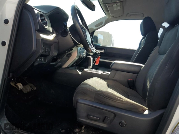 2017 Toyota Tundra 2WD SR with VIN 5TFTY5F16HX009503, listed as a Copart auction lot 84199964 with 119,255 mi miles and Salvage Title. Bid and sale history available at carsss.com. Image 7.
