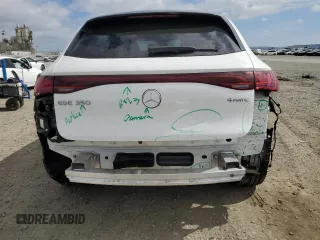 2023 Mercedes-Benz EQE 350 z VIN 4JGGM1CB5PA037048, wystawiony jako Copart lot #54558155 z przebiegiem 15 128 mil mil oraz Szkoda całkowita • Salvage title. Historia ofert i sprzedaży dostępna na DreamBid. Obrazek 6.