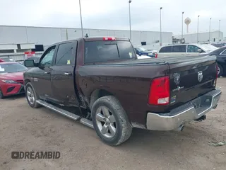 2015 Ram 1500 Lone Star z VIN 1C6RR6LT4FS729273, wystawiony jako IAAI lot #41920334 z przebiegiem 165 365 mil mil oraz . Historia ofert i sprzedaży dostępna na DreamBid. Obrazek 3.
