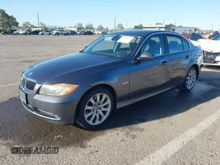 2006 BMW 3 Series 330i с VIN WBAVB33566KR76948, выставлен на аукционе IAAI как лот 41949725 с пробегом 179 505 миль миль и . История ставок и продаж доступна на DreamBid. Изображение 2.