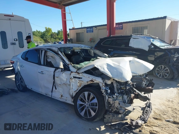 2019 Kia Optima LX with VIN 5XXGT4L33KG286060, listed as a IAAI auction lot 41758674 with Not Provided miles and . Bid and sale history available at carsss.com. Image 6.