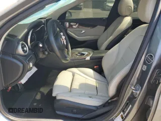 2017 Mercedes-Benz C 300 z VIN 55SWF4JB6HU210839, wystawiony jako Copart lot #62349385 z przebiegiem 97 224 mil mil oraz Czysty tytuł • Clean title. Historia ofert i sprzedaży dostępna na DreamBid. Obrazek 7.