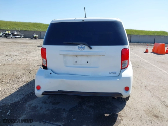 2013 Scion xB with VIN JTLZE4FEXDJ037953, listed as a IAAI auction lot 42002490 with 106,206 mi miles. Bid and sale history available at carsss.com. Image 16.