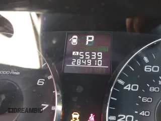 2011 Subaru Outback 2.5i with VIN 4S4BRCAC5B3379776, listed as a IAAI auction lot 41885516 with 284,910 mi miles. Bid and sale history available at carsss.com. Image 15.