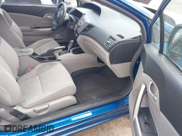 2012 Honda Civic Cpe LX with VIN 2HGFG3B53CH548740, listed as a IAAI auction lot 42039835 with 175,246 mi miles. Bid and sale history available at carsss.com. Image 5.