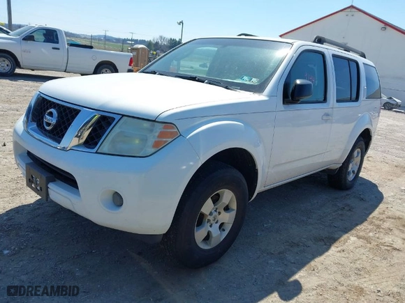 2008 Nissan Pathfinder SE with VIN 5N1AR18B68C611923, listed as a IAAI auction lot 41909144 with NaN miles. Bid and sale history available at carsss.com. Image 2.