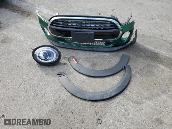 2021 MINI Hardtop Cooper с VIN WMWXR3C0XM2P13271, выставлен на аукционе Copart как лот 42052835 с пробегом 22 624 миль миль и Списание • Salvage title. История ставок и продаж доступна на DreamBid. Изображение 12.