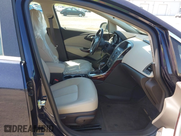 2015 Buick Verano Convenience Group with VIN 1G4PR5SK6F4146464, listed as a IAAI auction lot 42115564 with 23,282 mi miles and . Bid and sale history available at carsss.com. Image 5.