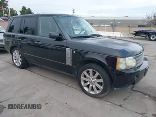 2008 Land Rover Range Rover SC z VIN SALMF13438A264820, wystawiony jako IAAI lot #41545831 z przebiegiem 117 151 mil mil oraz . Historia ofert i sprzedaży dostępna na DreamBid. Obrazek 1.