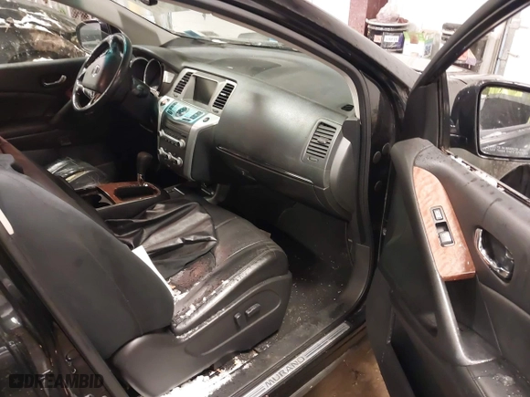 2011 Nissan Murano SL with VIN JN8AZ1MW0BW185072, listed as a IAAI auction lot 41028345 with 148,581 mi miles. Bid and sale history available at carsss.com. Image 5.