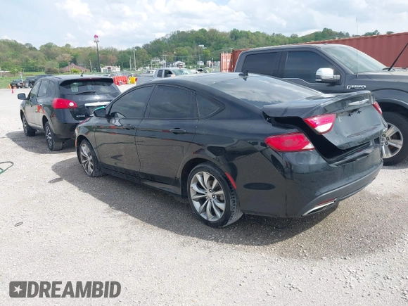 2016 Chrysler 200 S z VIN 1C3CCCBG9GN175199, wystawiony jako IAAI lot #41938820 z przebiegiem 214 508 mil mil oraz . Historia ofert i sprzedaży dostępna na DreamBid. Obrazek 3.