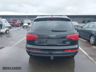 2015 Audi Q7 3.0T Premium Plus with VIN WA1LGAFE3FD024130, listed as a IAAI auction lot 41935105 with 1 mi miles. Bid and sale history available at carsss.com. Image 17.