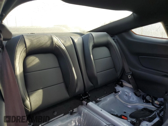 2022 Ford Mustang Mach 1 с VIN 1FA6P8R0XN5554329, выставлен на аукционе Copart как лот 46728835 с пробегом 22 171 миль миль и Списание • Salvage title. История ставок и продаж доступна на DreamBid. Изображение 10.