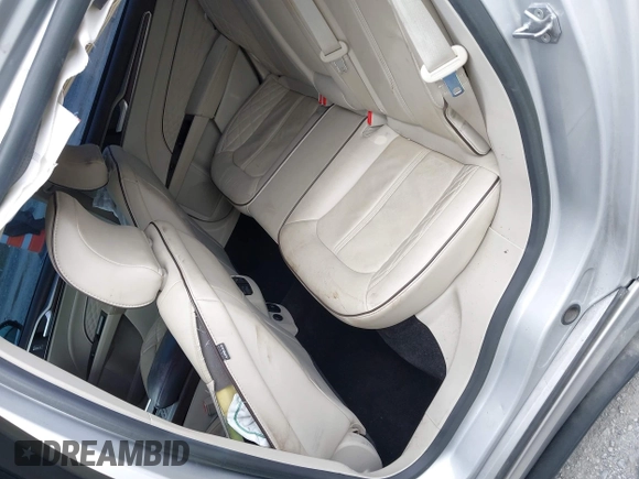 2017 Ford Fusion Titanium с VIN 3FA6P0SU0HR409820, выставлен на аукционе IAAI как лот 41919527 с пробегом 77 301 миль миль и . История ставок и продаж доступна на DreamBid. Изображение 8.